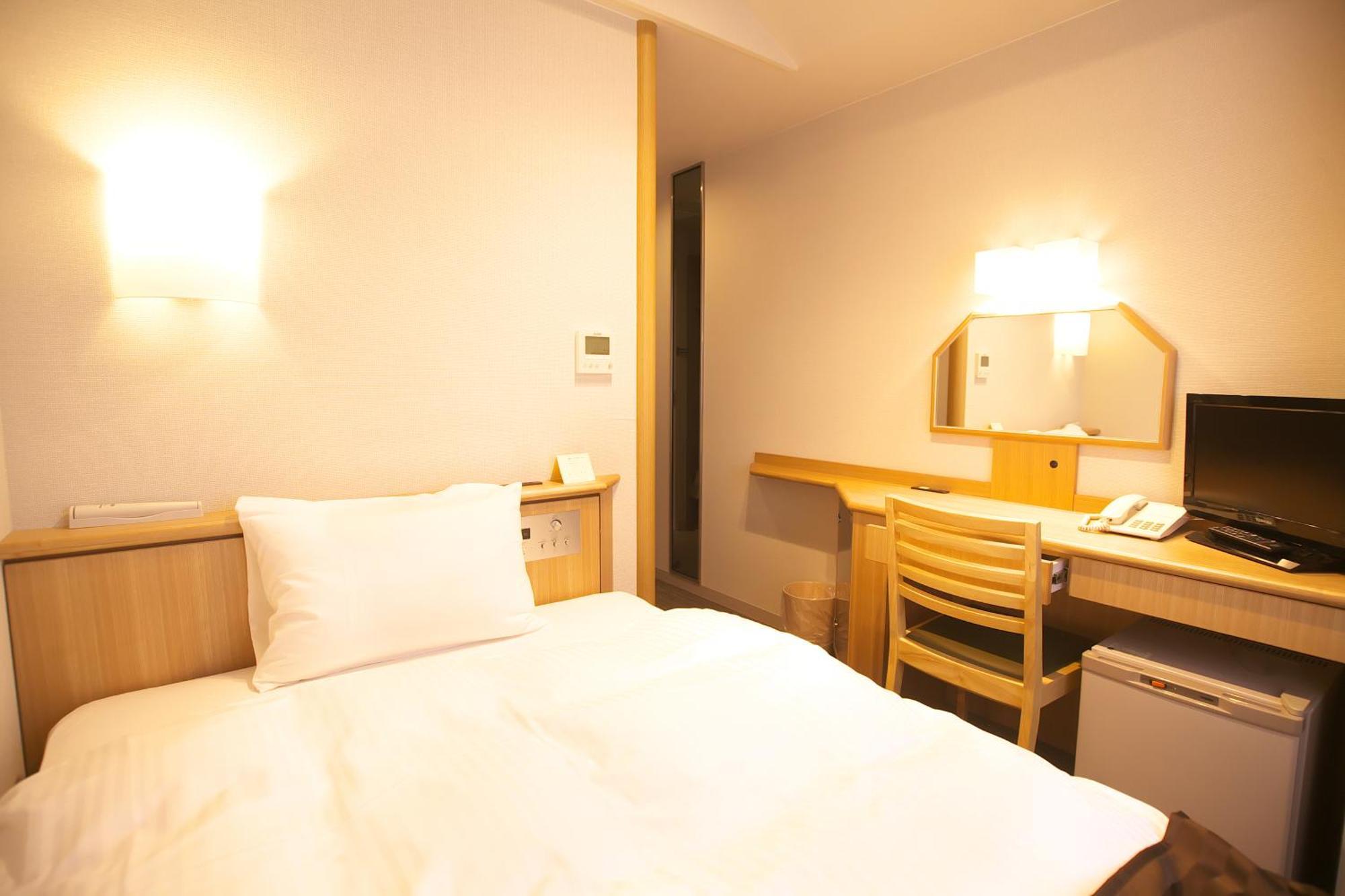 Yokote Plaza Hotel Екстер'єр фото